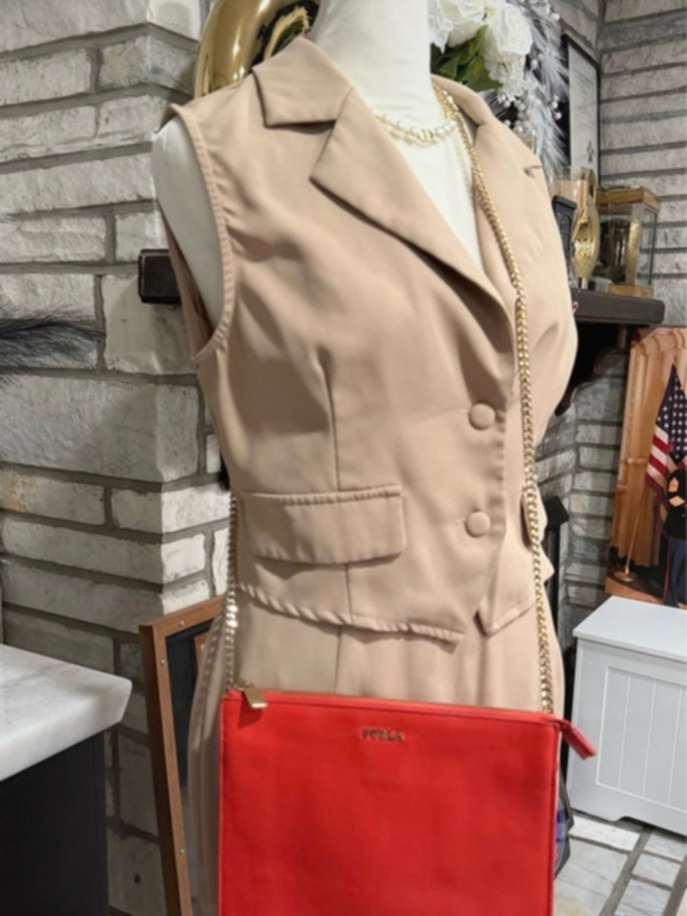 Furla Red Saffiano Leather Chain Crossbody Clutch Bag Gold - Picture 6 of 9